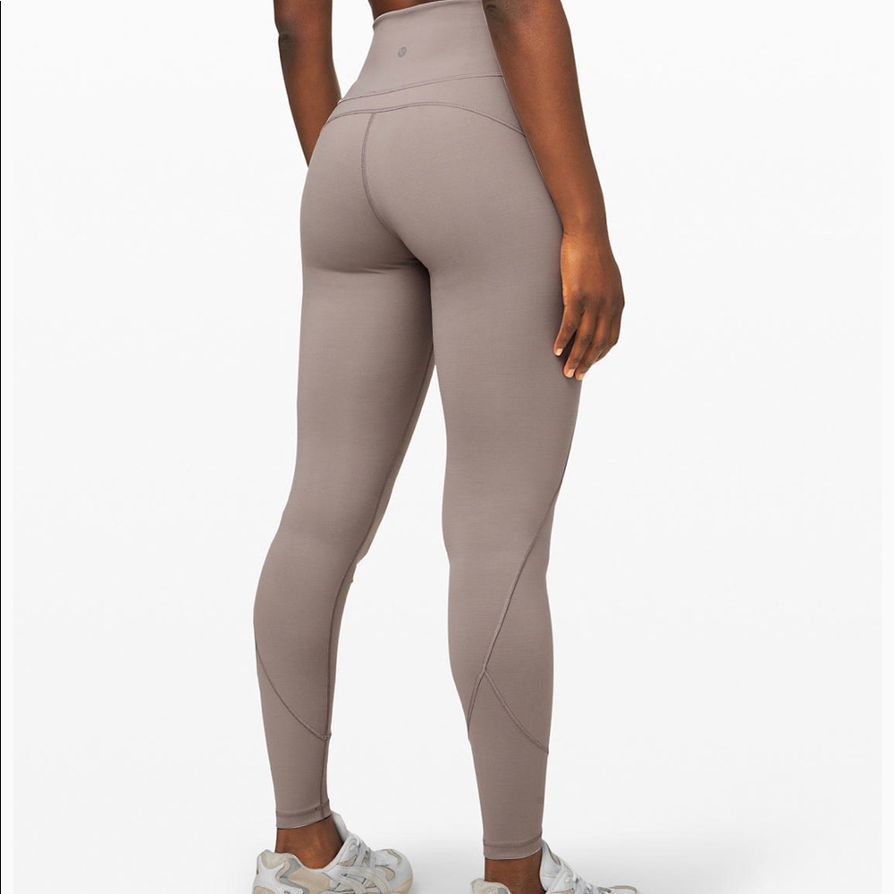 Lululemon In Movement Tight 25” Everlux
